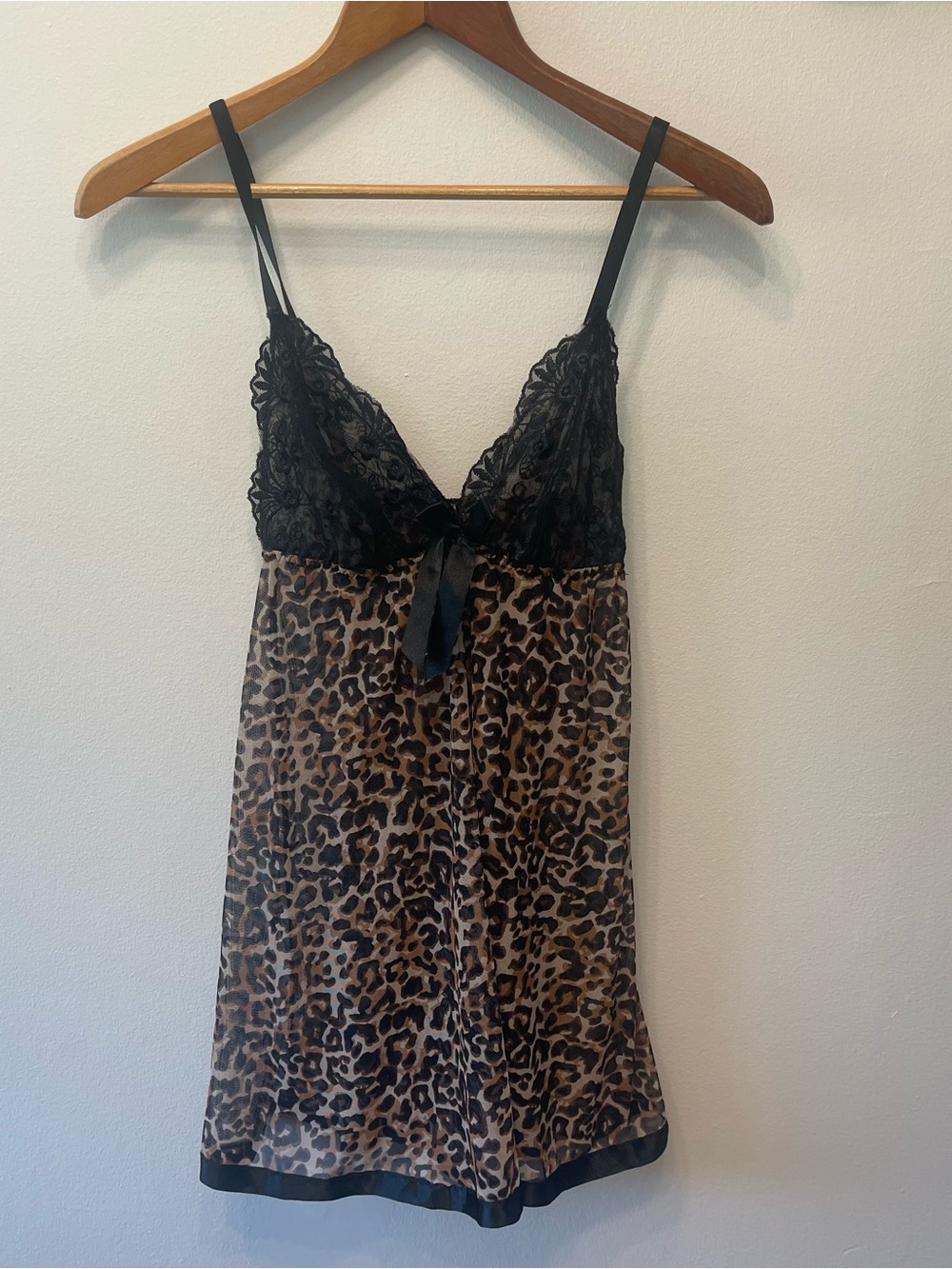 Frederick’s of Hollywood Leopard Print Babydoll Slip M